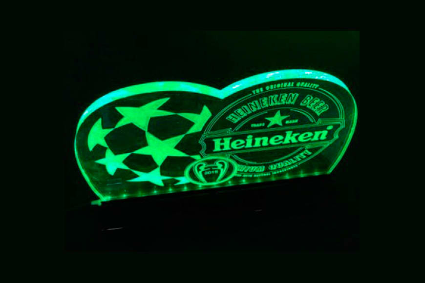 News: Display Mesa Heineken - Cerbisoriani